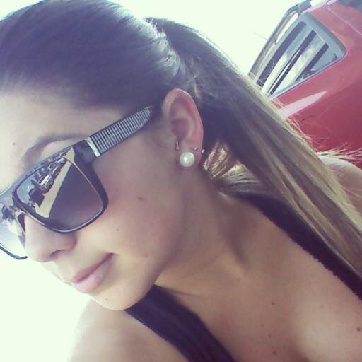 Sou feita de silêncios. Não é todo mundo que consegue compreendê-los.