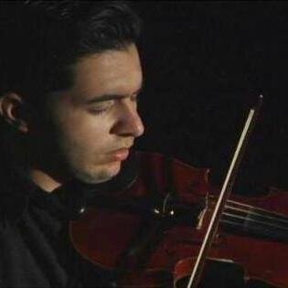 Venezolano independiente.Violinista. Licdo en Música. Que viva la Música Venezolana.