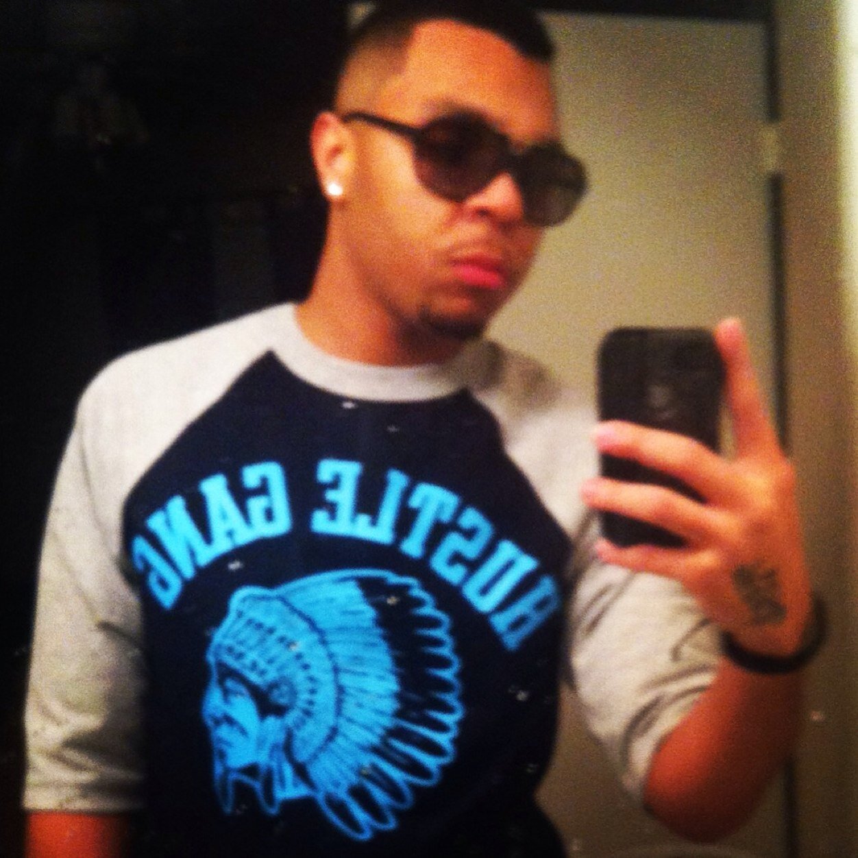 I'm a man of GOD!!! A business man I STRIVE TO MAKE THE IMPOSSIBLE POSSIBLE!!! I STRIVE TO BE NOTHING SHORT OF GREAT#FNS #LimitLess #CutzByRick