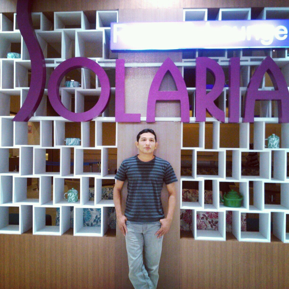 edy_rachman's profile picture. hidup hanya untuk mengenal tuhan.(allah)