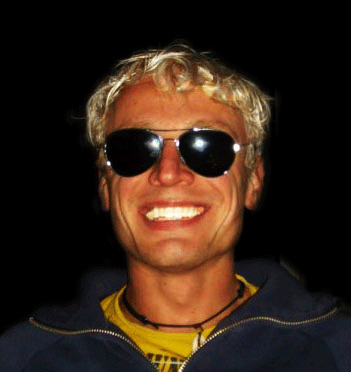 rickythefox's profile picture. Computer geek, techno lover, surfer, libertarian, world citizen. 

Use any personal pronoun.

🇺🇦🇮🇱