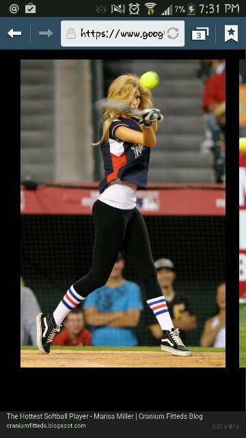 softballbabes_b's profile picture. softball
