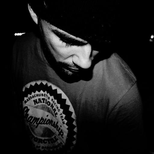 MC nacido en el Puerto de Santa Maria ( Cadiz ) componente de los grupos Agrezión, Super & Antuan y The Combo.