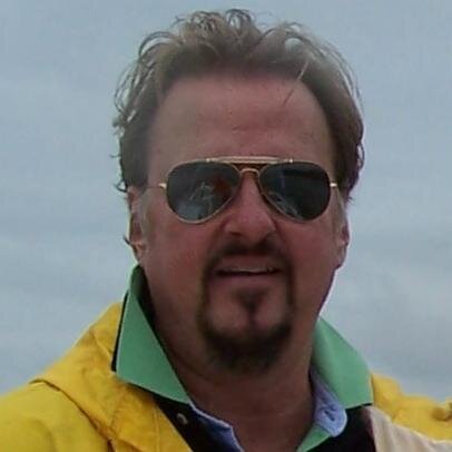 Multi-registered financial analyst, very well informed, and profoundly anti-communist/socialist.  If you don't like that, unfollow me and move to Venezuela.