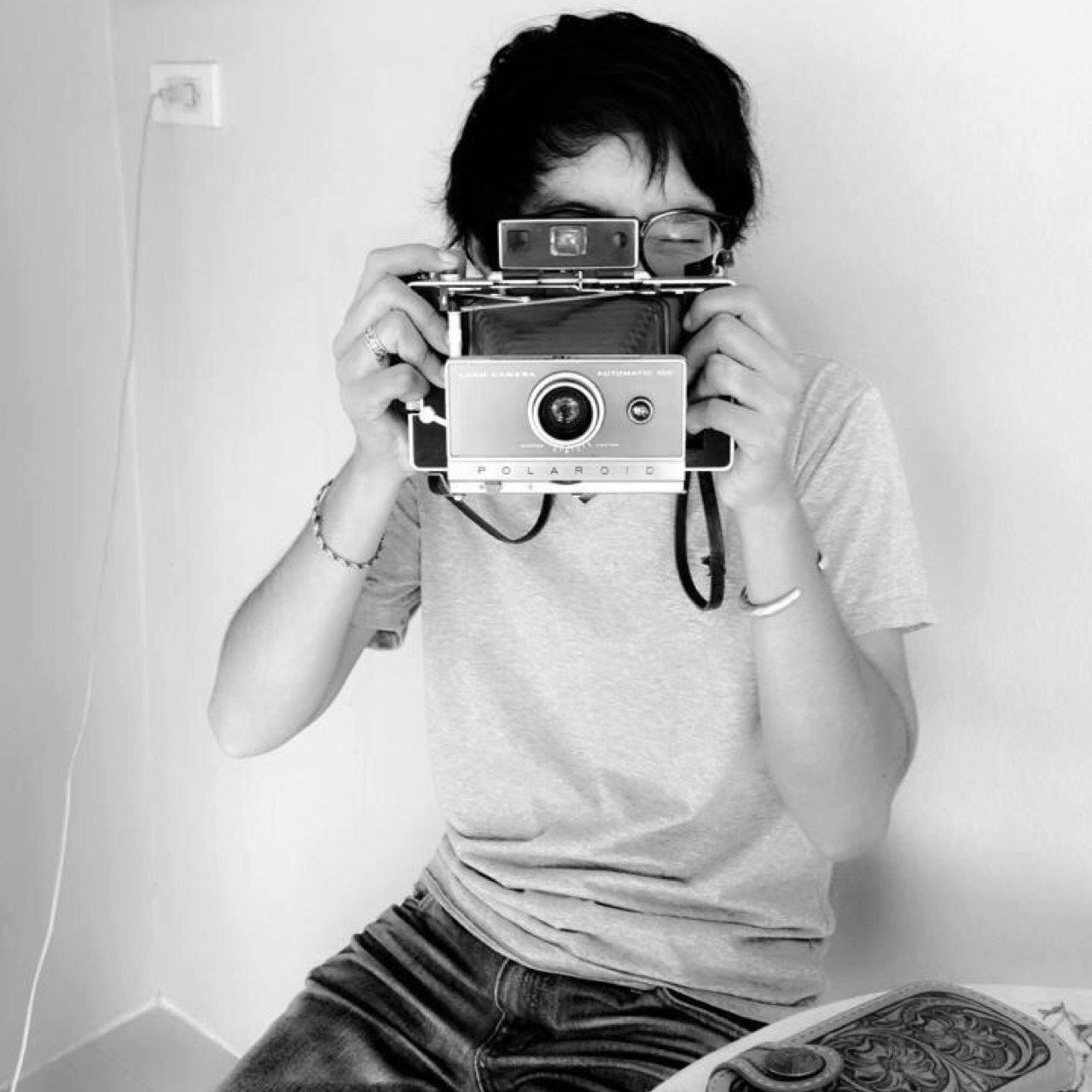เป็นทาสแมว ที่วาดรูป ทำอาหาร ชงกาแฟ ดูดวงได้