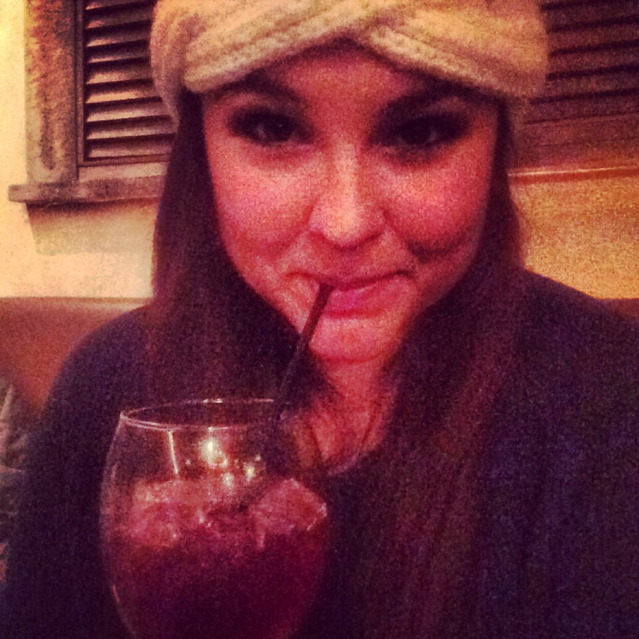 Alexis_tweeted's profile picture. A walking contradiction