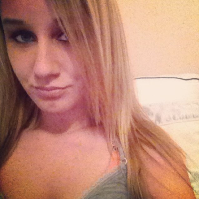 CamiGesiakowski's profile picture. I just go with the flow ✌