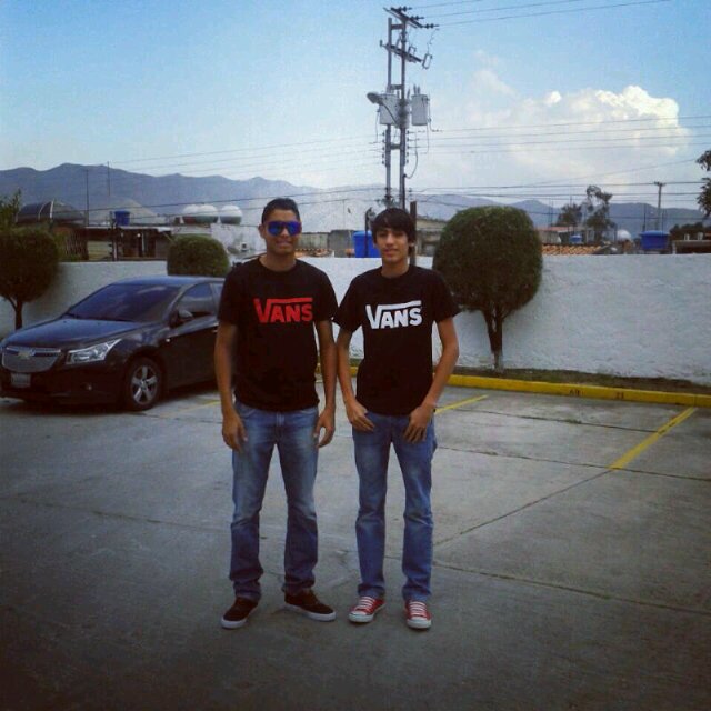 Futbolista.     Hermano de @Dogtrito y @Dogtrita 3