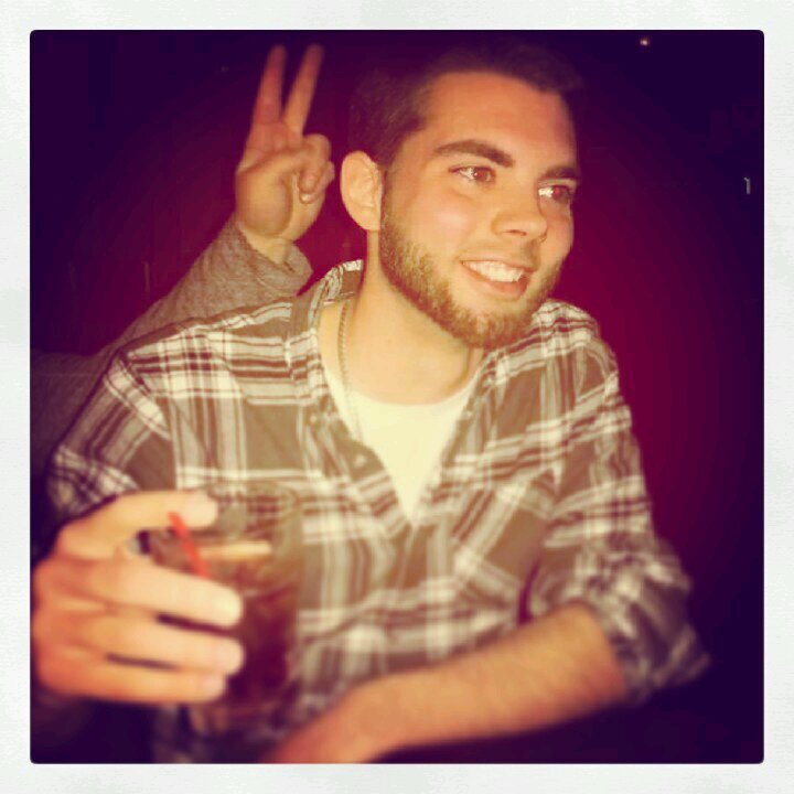 Poetry on a beat, Spoken Word to the masses. Contact: tomhackett21@gmail.com