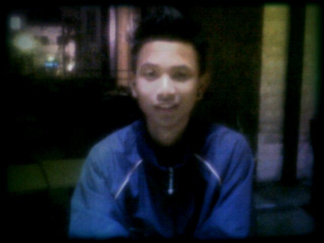 my name is komang yoga pranata i'm in denpasar bali,,
follow my twitter......
@Yogaa_pranataa