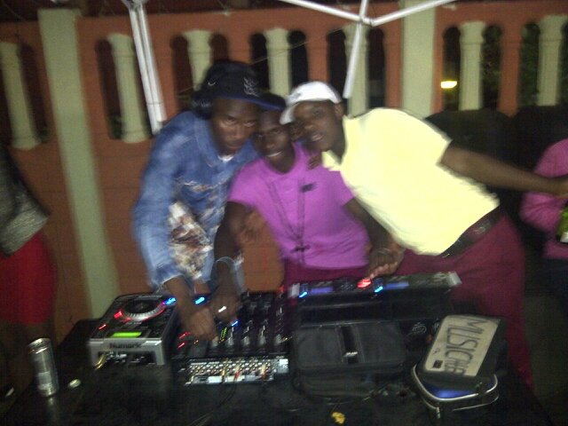 Vintage Entertainment Production are 5 young gifted djs from daveyton etwatwa west