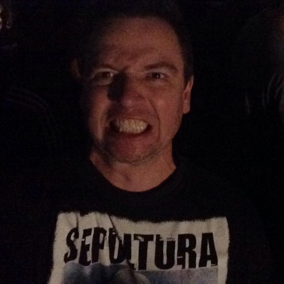 Father of 2, NERD, programmer, heavy (the more the better) metal fan, photographer with a big heart! 
O que digo aqui é pensamento meu. Nada mais que isso.