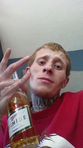 TurnUp. IG is 9100LR_Whiiteboii follow me. E@$T $iiD3! 21 years old EST 1992. LR.