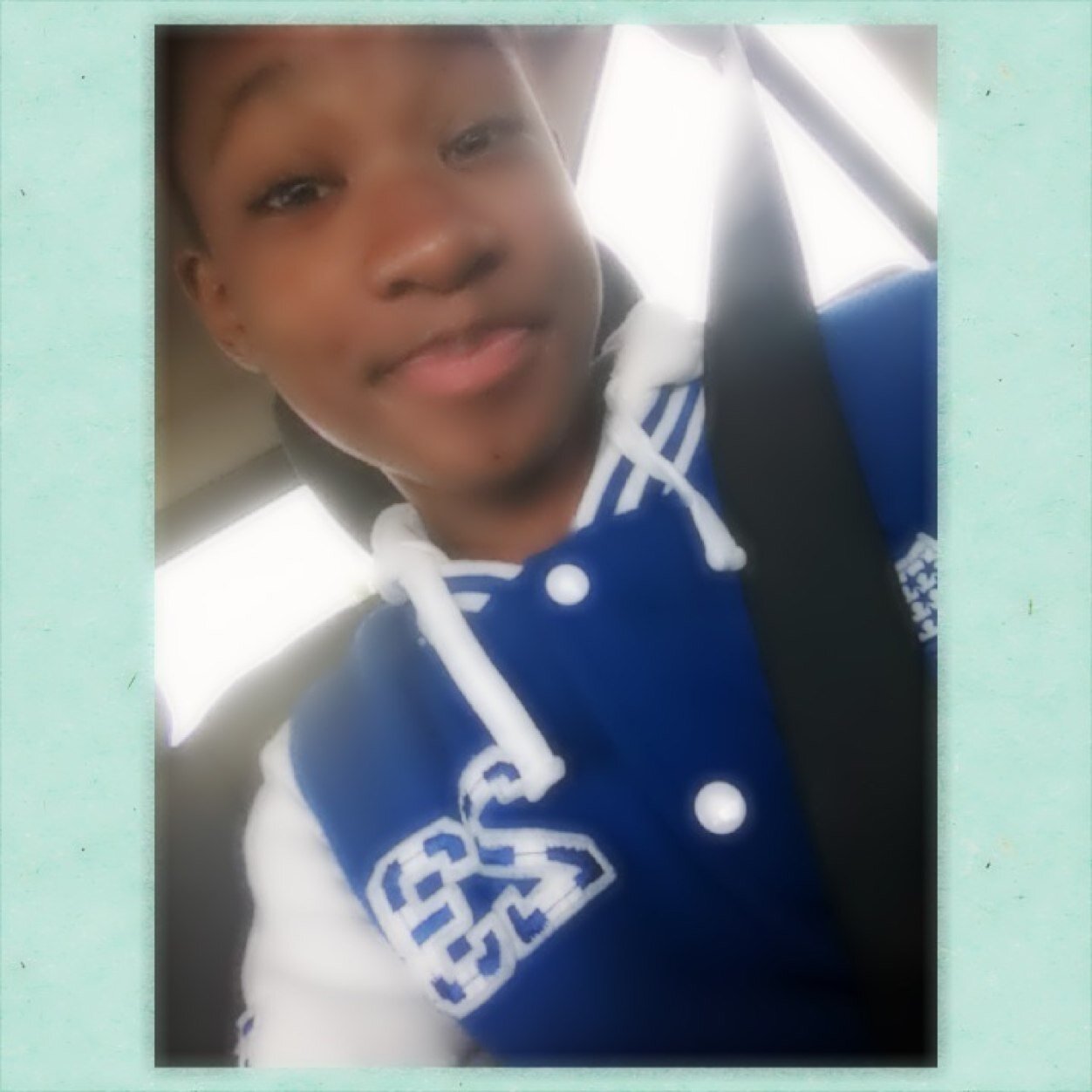 Just a normall kid. Love playing. ||singer||basketball player||