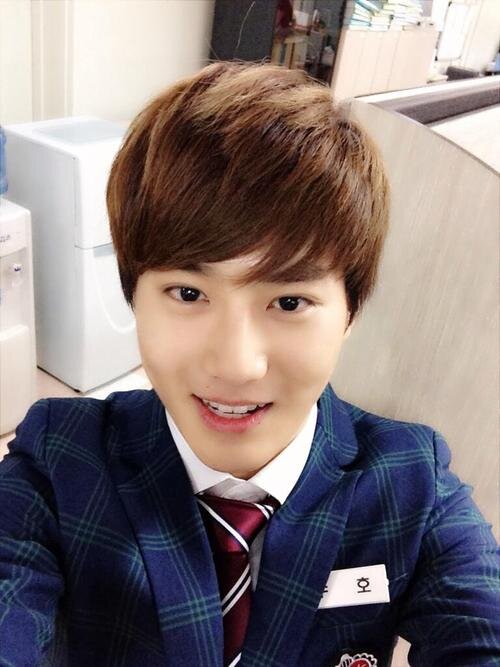 Hello^^ My name is Mia Aprilia, i'm from Indonesia.. i'am a Kpoppers^^ | EXO , GIRLS GENERATION, SUPER JUNIOR, SHINEE