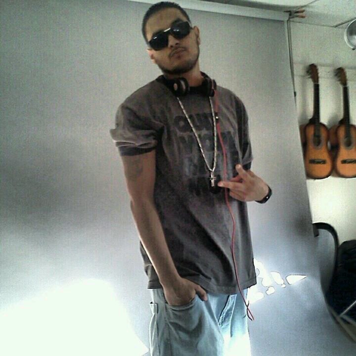 CEO ,Founder #LOPEZEMPIRE (BMI) songwriter Recording artist ,Composer /Graffiti Artist #TheGraffLab #Welcomtomyempire 💽