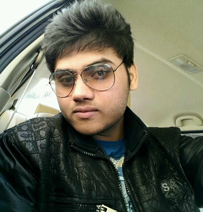 thakur_bhaver's profile picture. 