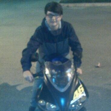 Nivel 15. Futuro Guardia Civil.                                                 Fan de Mario Balotelli. Instagram: juan_euse1