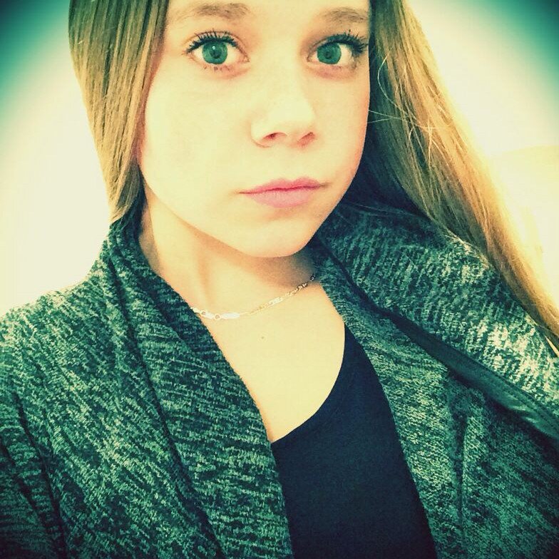 • Fack fake friends • 

heyy wijfie je betekend heel veel voor my je bent my bestt xx  kim ♡