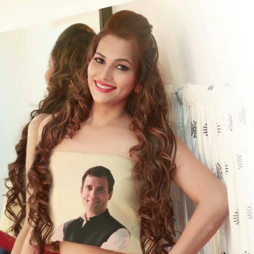 Hey guys, Its me Tanisha Singh. Its great to be here and to able to share so much with all of you! Through pictures, videos and my thoughts,