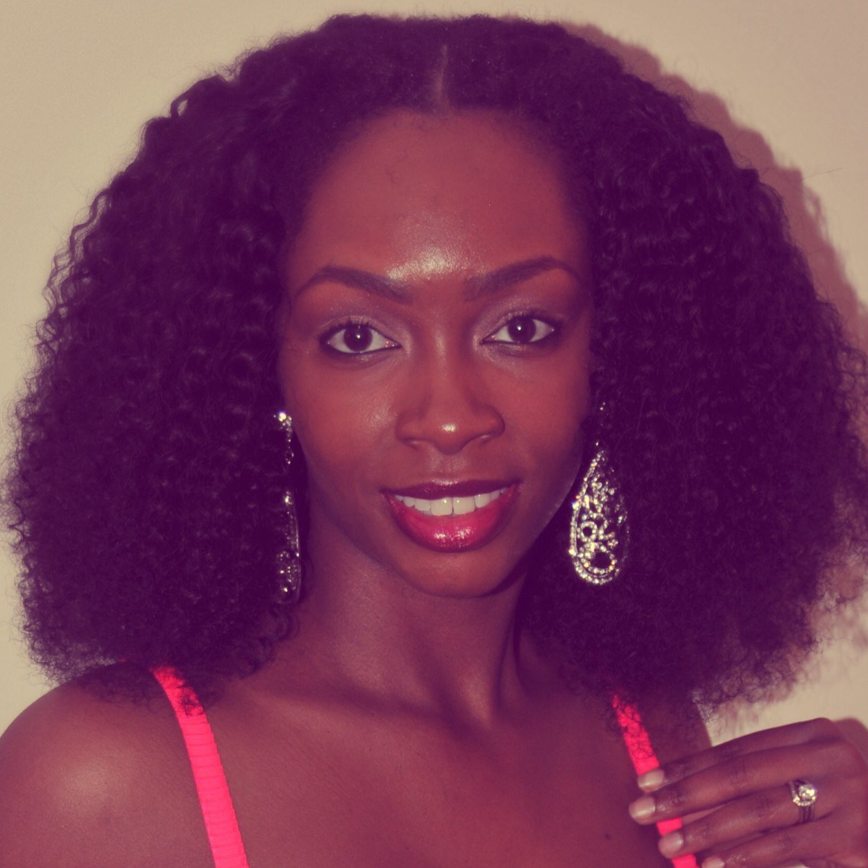 I am the owner of Portraits by Sheena Le'Shan. I tweet encouragement, inspiration, and truth. Follow me on instagram @SheenaLeShan