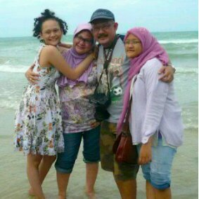 Simple n happy mom