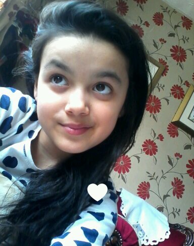 I love my two beautiful sisters Saipriya and Aisha♥twitter account from my tablet♥Arianator forever♥