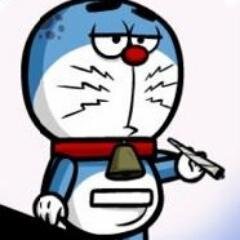 Gato robot marihuanero der futuro, . si me pilla la policia me saco el gorrocostato o algo así y me voy. las tortugas tiene la buena mierda en las alcantarillas