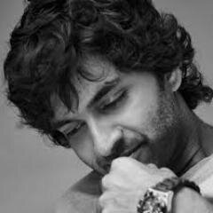 Welcome to the official Fan Club of versatile actor Purab Kohli. Follow us to know more about him & his latest ventures!