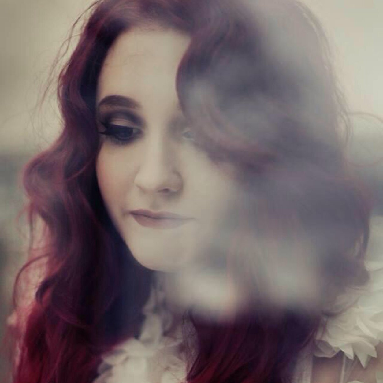 Full time Unicorn singer, Song-Writer and the worlds laziest perfectionist. managed by Insomnia Music