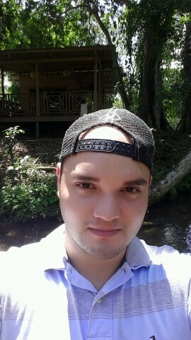 AlejndroB16's profile picture. 