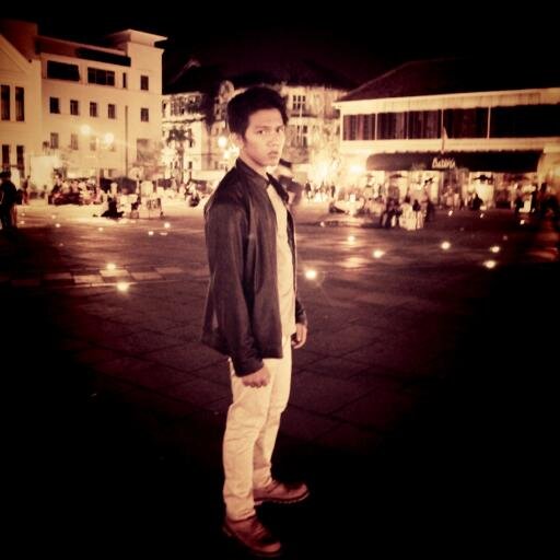 @OrangeMedia_UMB |  @VIPicture  |  Editor Movie