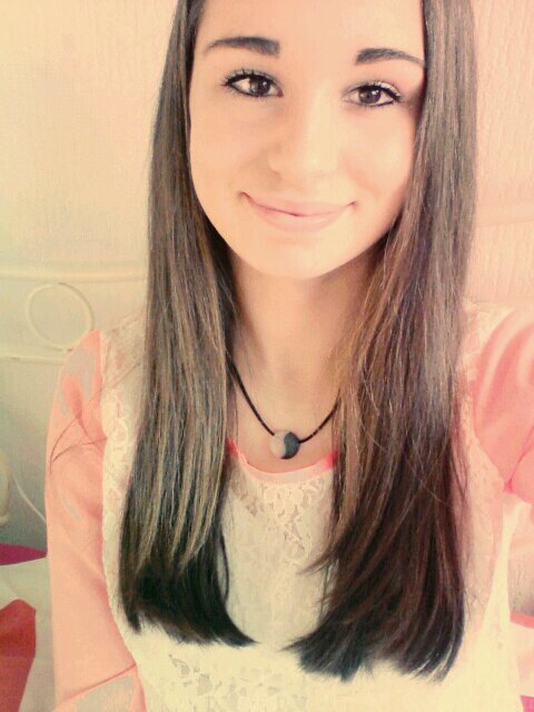 ~ ♡Geoffrey //Family  //Justin & Miley // Bestfriends Melaa & Anouschka ♡' // instagram; _xBobo // Ik hou van je x Anouschka // Love // be crazy!~