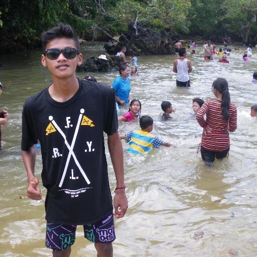 sandi_arya23's profile picture. ONE VOICE, ONE SOUL AREMA || CURVA * NORD || PIN: 30AAF0FB