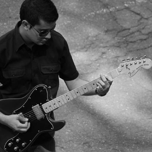 ezequiellr's profile picture. 