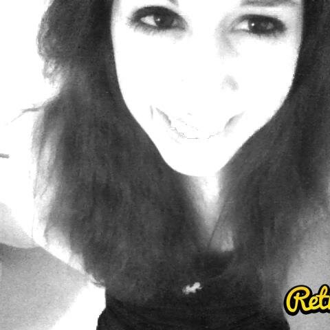 Hiiii:)) I'm 15 and I'm a crazy Italian girl ❤ 20.05.2013 was the best day of my life❤ thank u @onedirection