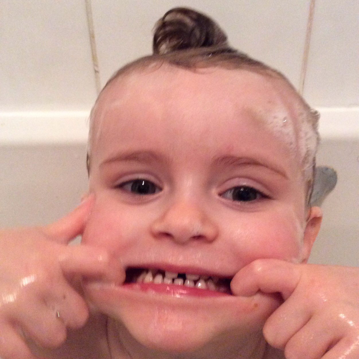 Father to 2 beautiful girls, Brentford and Arsenal fan, Triathlete and cycling enthusiast but no time to do either!