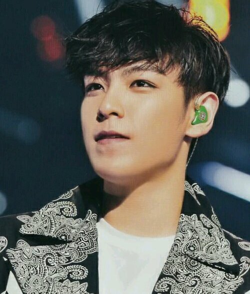 T.O.P RIGHT HERE 빅뱅의랩퍼'탑'(최승현)입니다. / NEW SINGLE: DOOM DADA [FAKE ACCOUNT OF TOP]