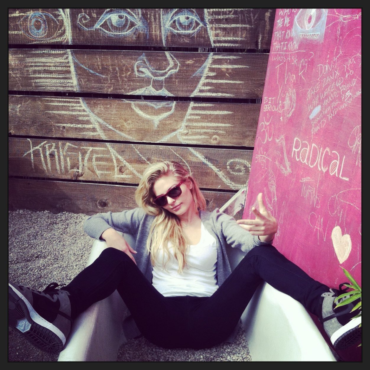 kristelkdesign's profile picture. Painter, Street Artist, Illustrator, L.A Based Designer