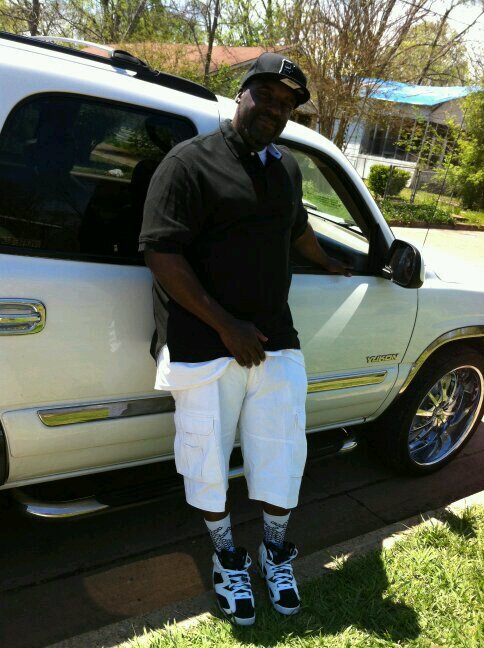 DogProof100's profile picture. 