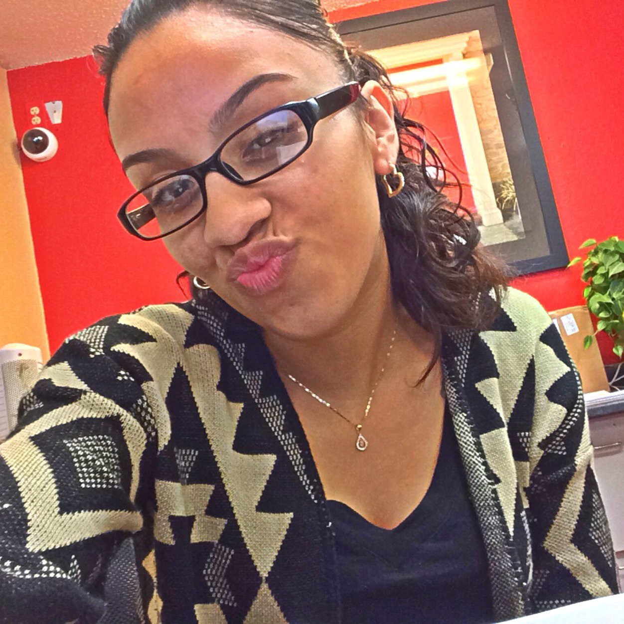 A young mother.. Doin her gahdamnn thannngggg