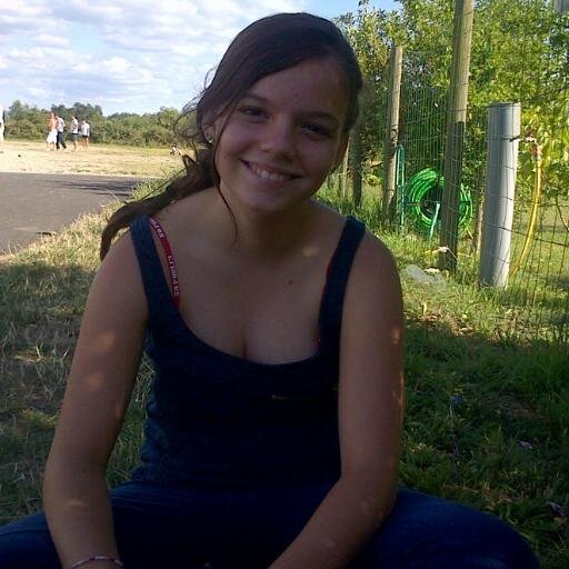 Mon rêve que @kevadamsss me follow et d'avoir un autographe et une photo avec lui! #kevadamsjetaime