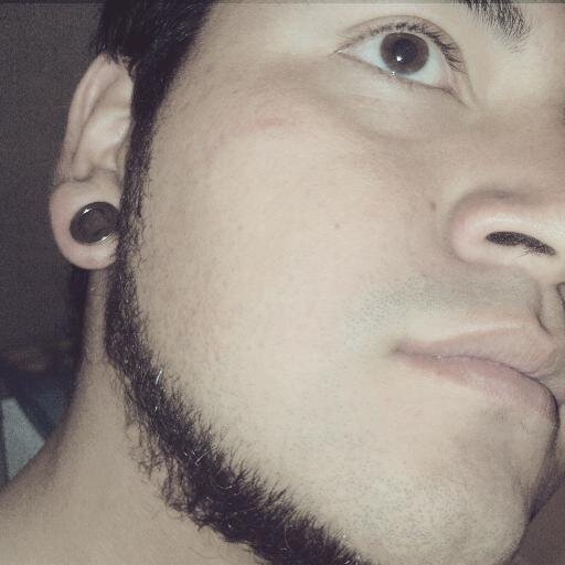 Aveces el pensar solo en los demas te resaga, sigue tu camino solo haciendo alago a las cosas buena de la vida que son las que realmente importan!
