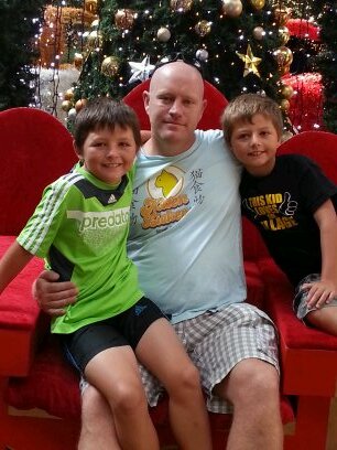 apacheoptics's profile picture. Dad to Daniel and Aaron, husband to Sandra and owner of Apache Optics