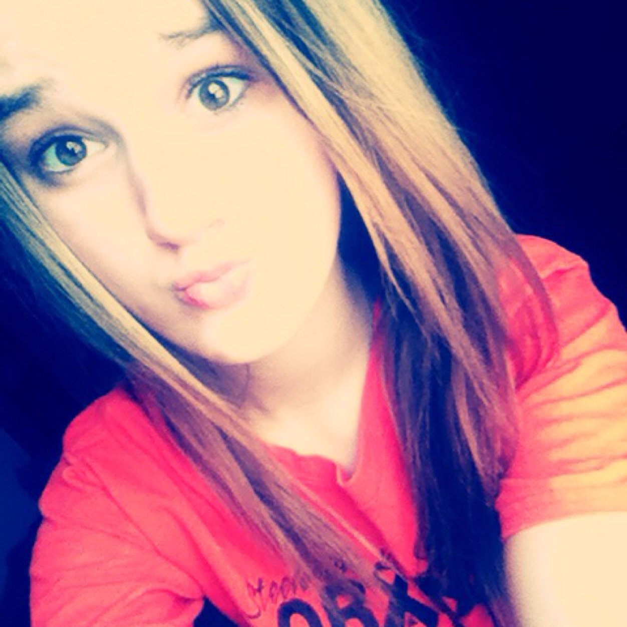 Im young and wild.....i love to party n have a gr8 time and i have the most amazing friends...im really fun to be around and i gots 3 brothers....(:
