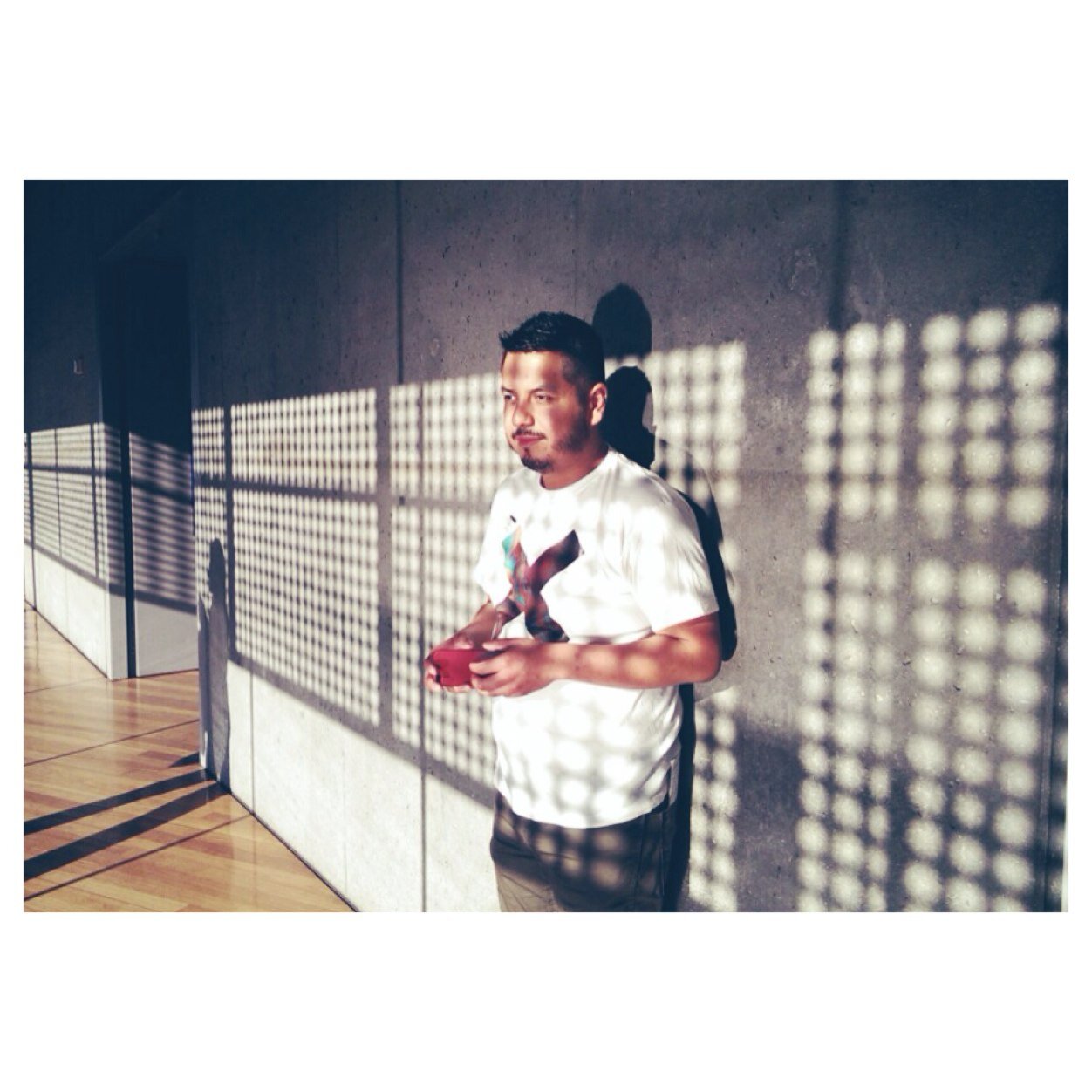 dontfollowmekid's profile picture. blah blah