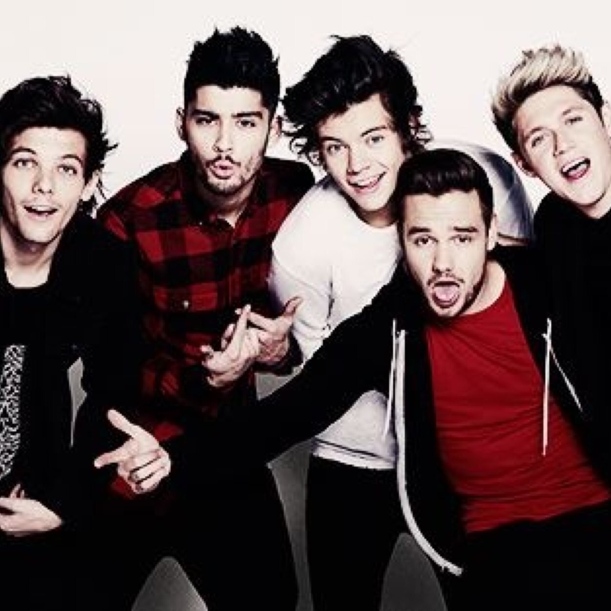 Hiiiiiiiiii FOLLOW ME I FOLLOW BACK AND FOLLOW @1Dfrver @Stela_potatos @harryfrver
♥ONE DIRECTION♥