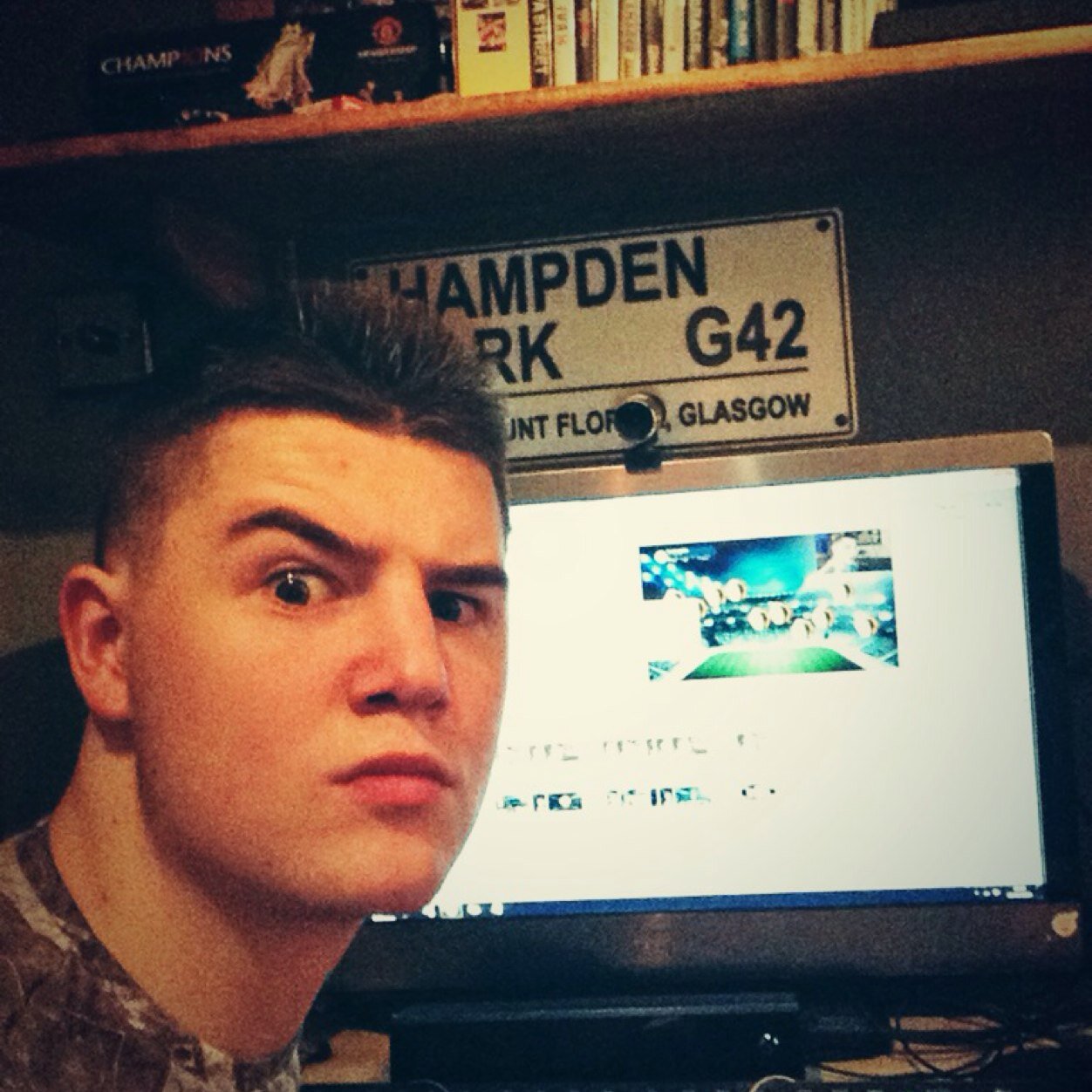 Hey guys this is my twitter page for my YouTube channel, just started a brand new channel, any support would be much appreciated  https://t.co/WTdSvvdwDl…