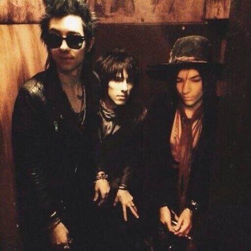 Palaye Royale is the first unsigned band in history to win!!!