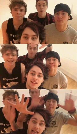 ashtonwife7's profile picture. Follow @Xx1DNialler69xX    if you want a new follower!!                                                                                Dirctioner & 5SOSFam